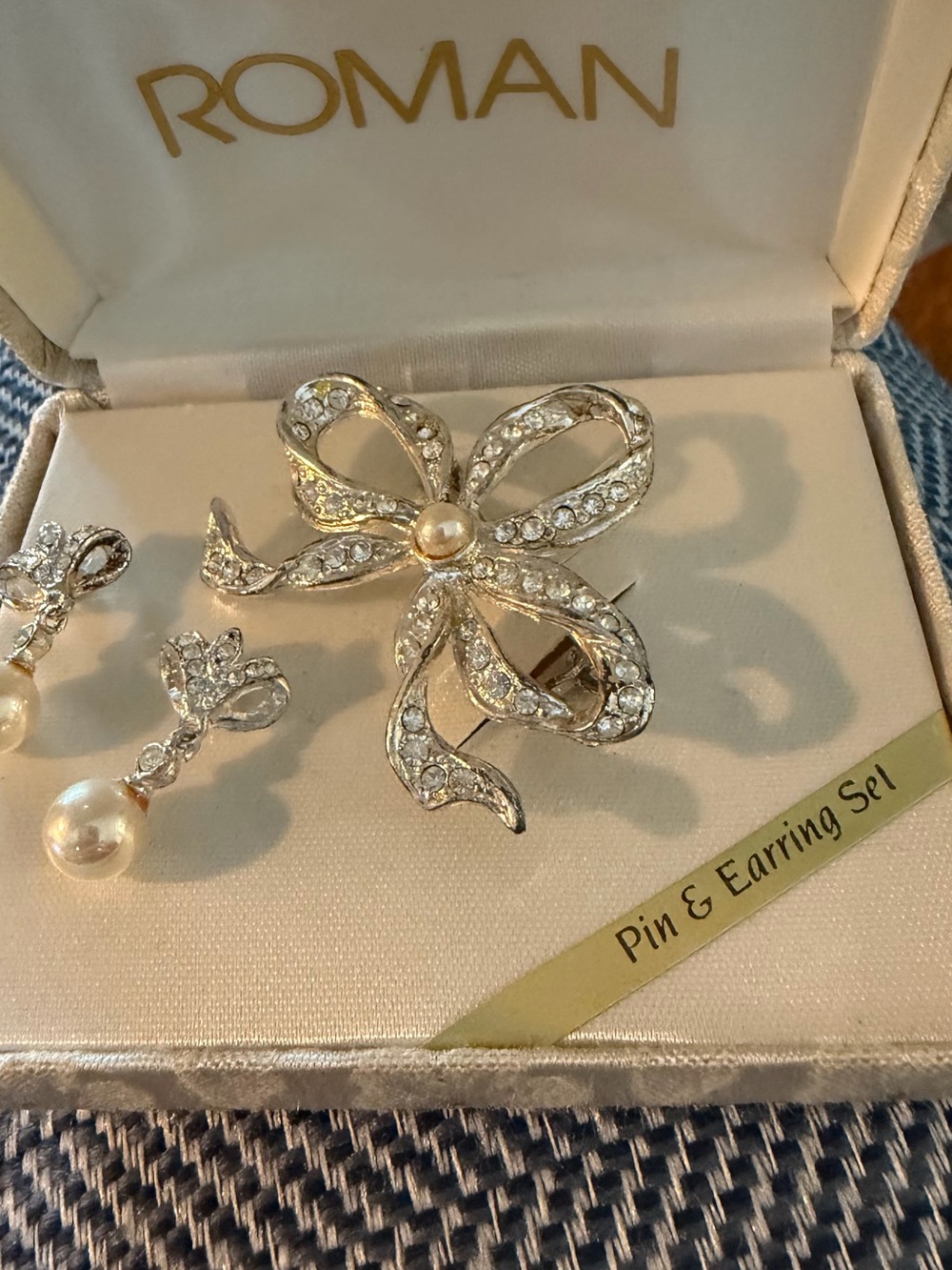 Roman Silver-Tone Crystal Bow Brooch and Pearl Drop Earrings - Silver